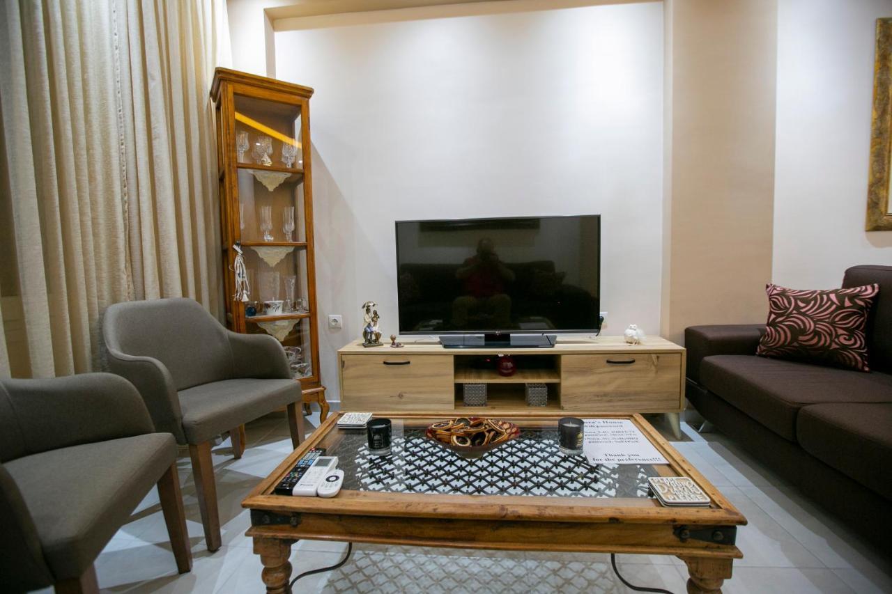 Moza House Apartment Kavála ภายนอก รูปภาพ