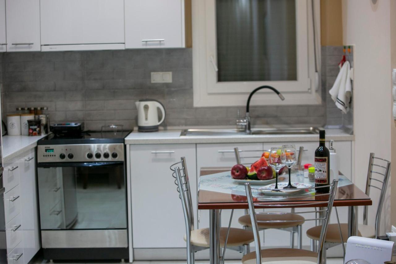 Moza House Apartment Kavála ภายนอก รูปภาพ