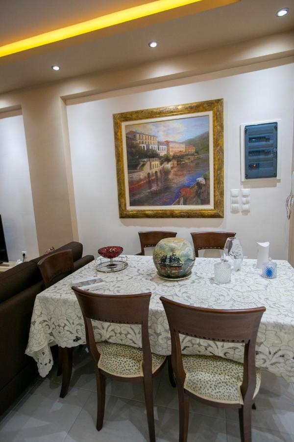 Moza House Apartment Kavála ภายนอก รูปภาพ