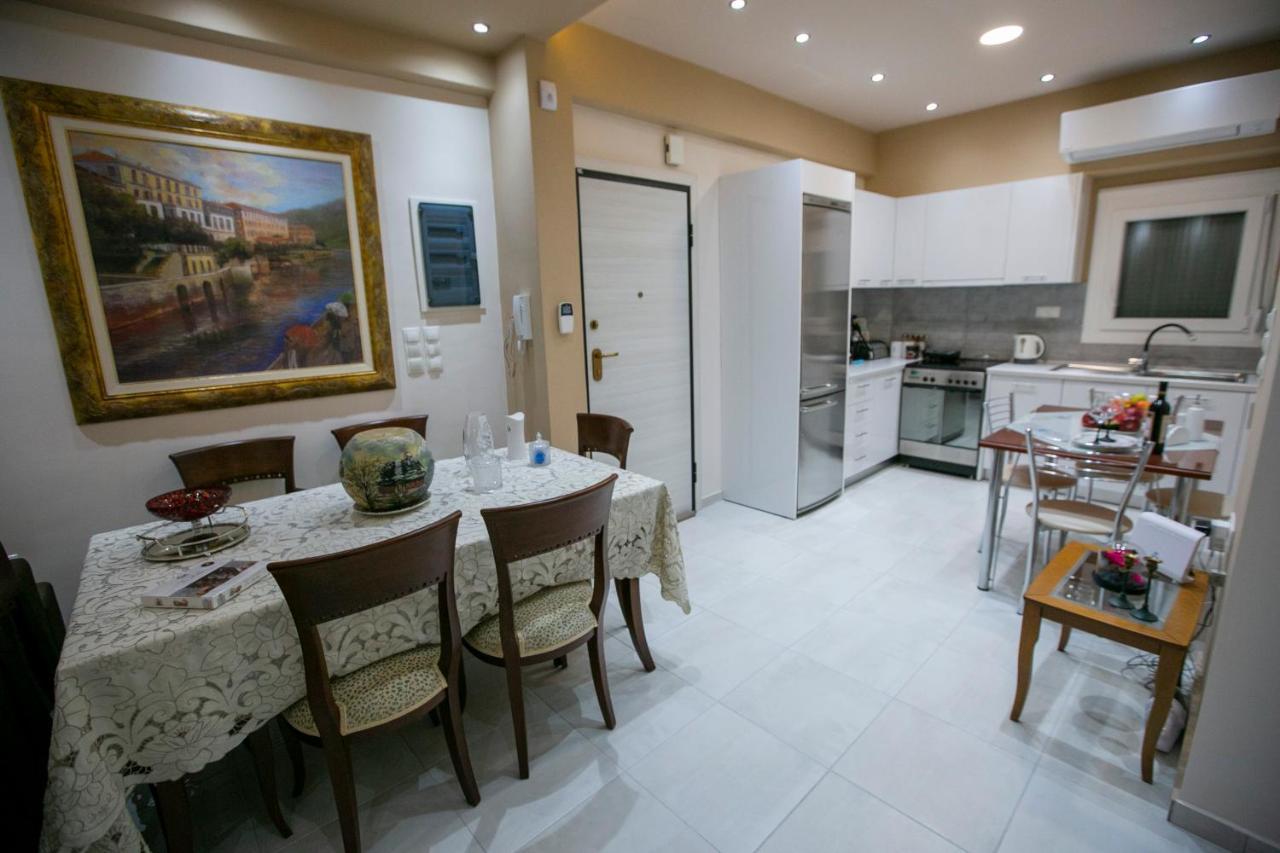Moza House Apartment Kavála ภายนอก รูปภาพ